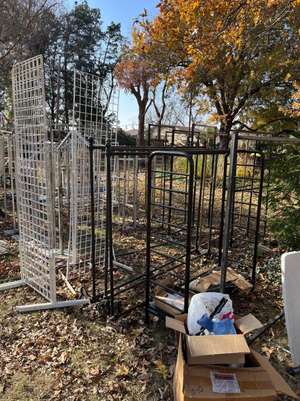 Sale Photo Thumbnail #151