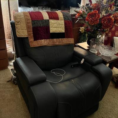 Sale Photo Thumbnail #103