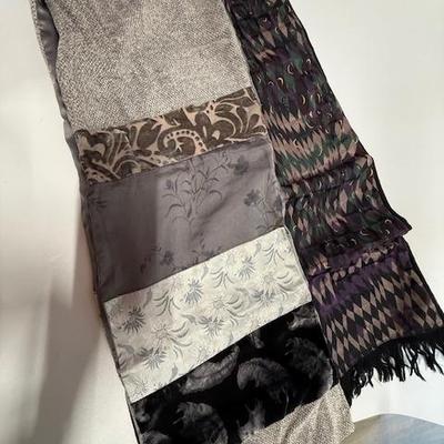 Sale Photo Thumbnail #209