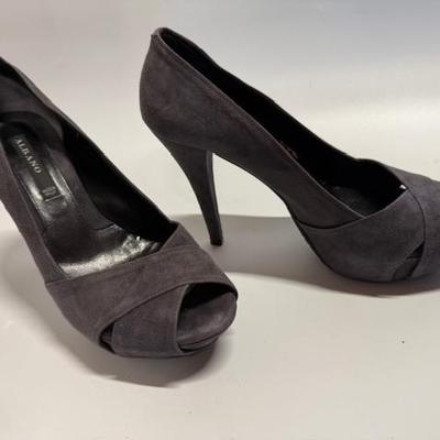 Sale Photo Thumbnail #245
