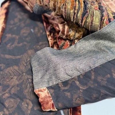Sale Photo Thumbnail #215