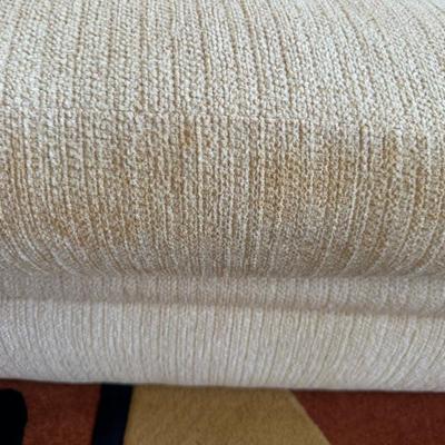 seating is 26 x 36x36