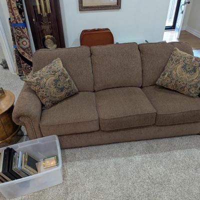 Sale Photo Thumbnail #60
