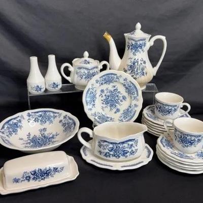 Ironstone Blue Carnation 