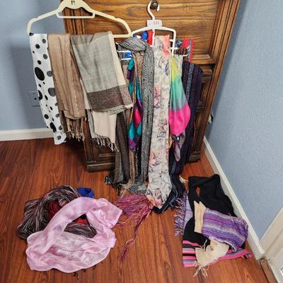 Sale Photo Thumbnail #309