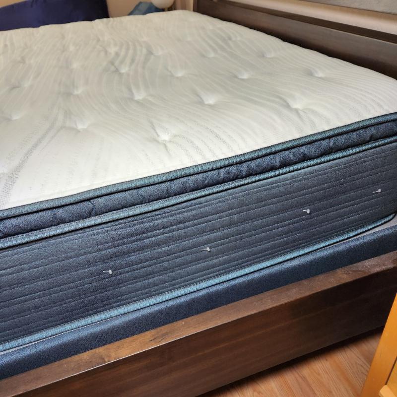 Sale Photo Thumbnail #542