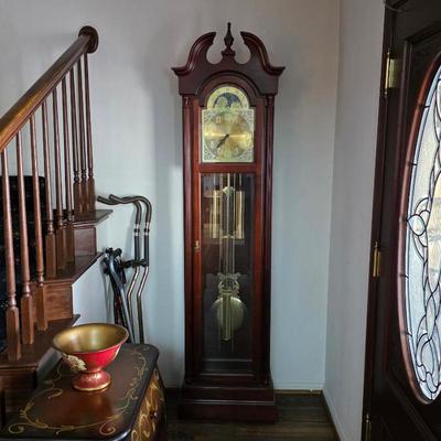 Sale Photo Thumbnail #7: Ridgeway dark cherry grandfather clock