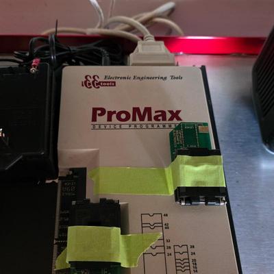 Electronic Engineering Tools ProMax device programmer