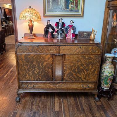 Sale Photo Thumbnail #27: Antique tiger oak sideboard buffet