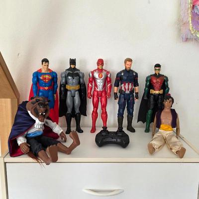 Sale Photo Thumbnail #92: DC and Disney figures