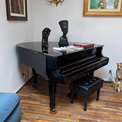 Sale Photo Thumbnail #9: Kurzweil Mark 150 Ensemble Grand black lacquer piano