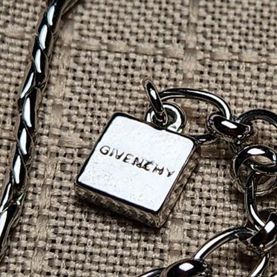 Sale Photo Thumbnail #923
