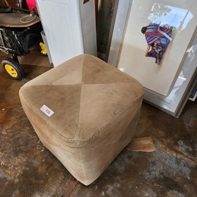 Sale Photo Thumbnail #484