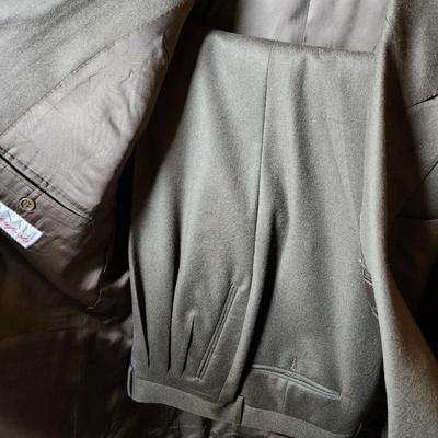 Sale Photo Thumbnail #706