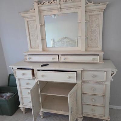 Sale Photo Thumbnail #57