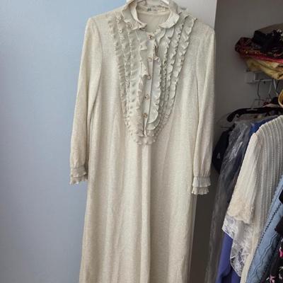 Sale Photo Thumbnail #147