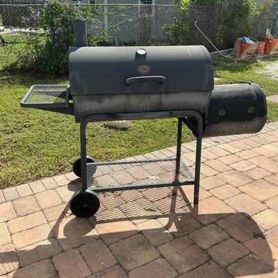 Chargriller Charcoal Smoker