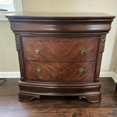 American Signature Dresser