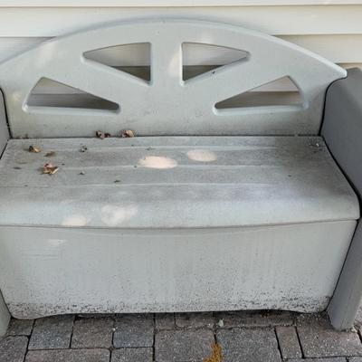Rubbermaid Chair Storage