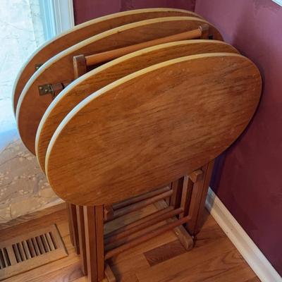 4 Tray Tables With Stand