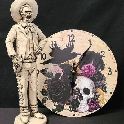 It's Caballero Time - Clock And Figurine In Cream-Tones