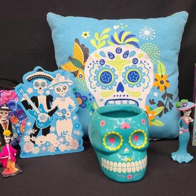 Vibrant Día de los Muertos Festive Decor & Unique Finds!