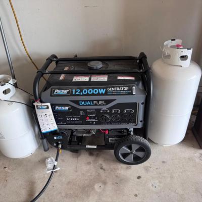 Pulsar 12,000W Dual Fuel Generator with Two Propane Tanks, Duel Fuel can use propane or gasoline