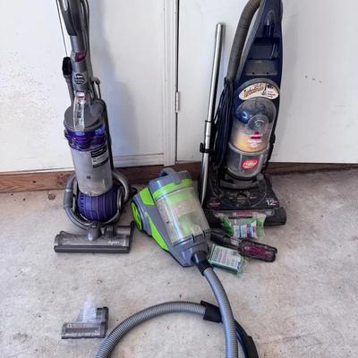 Lot of 3 Vacuums – Dyson, Bissell & Ovente