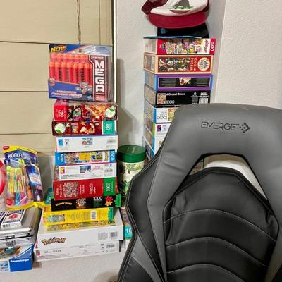 Sale Photo Thumbnail #119: Games 