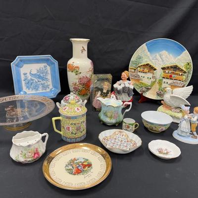 Lot 227: Decor Across The Continents