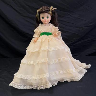 Lot 439: Vintage Madame Alexander “Gone With The Wind” Scarlett O’Hara Doll – Original Tagged Dress