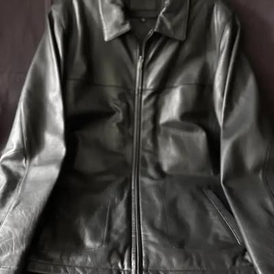 Lot 149:  Men’s Soft Leather Jacket, Size LG TALL