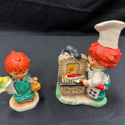 Lot 208: Hummel /Goebel Bavarian Series Figurines