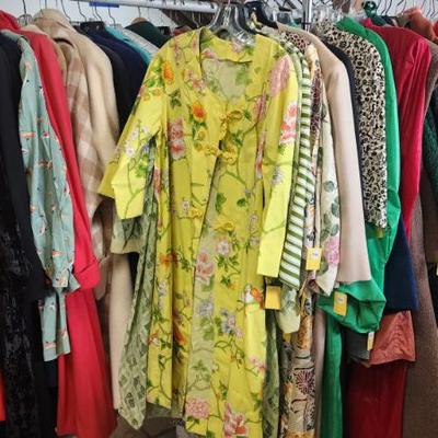 Women's Vintage Clothing
