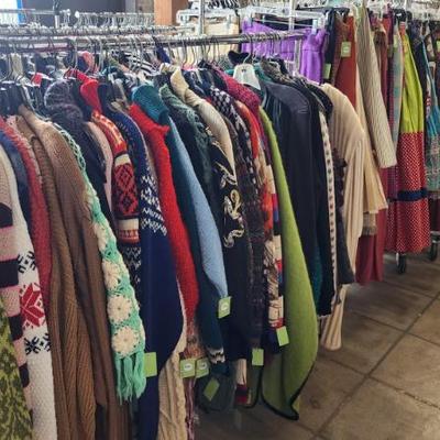 Women's Vintage Clothing