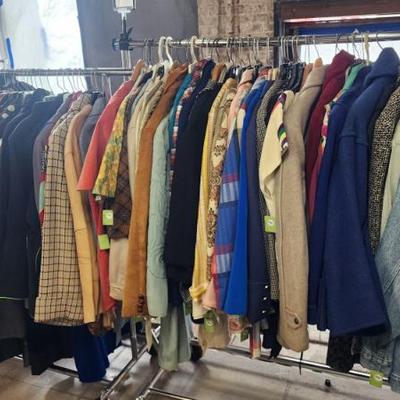 Women's Vintage Clothing