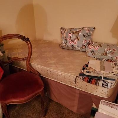 Sale Photo Thumbnail #146