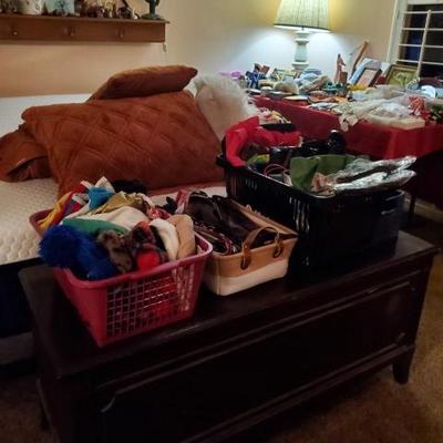 Sale Photo Thumbnail #170