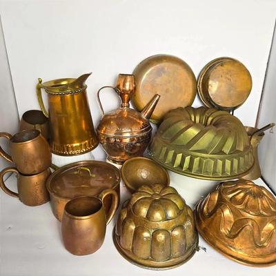 Copper Metalware Including West Bend Mugs, Bongusto Skillet & Jelly/Cake Molds