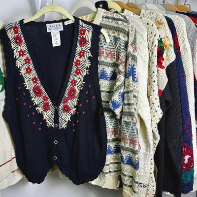 Vintage Seasonal Sweaters & Vests: Cabelas, London Fog, & More - Size M-XL