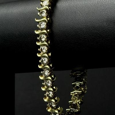 14K Gold Diamond Tennis Bracelet - 7" Long