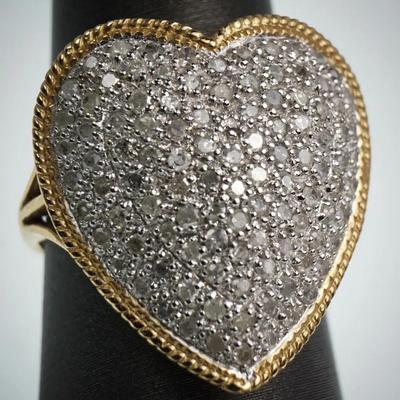 14K Gold Diamond Heart Ring - Size 6.75