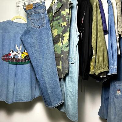 Vintage Denim & More Clothing - Levi’s (Orange Tab), Teddi, & More - Size M,L
