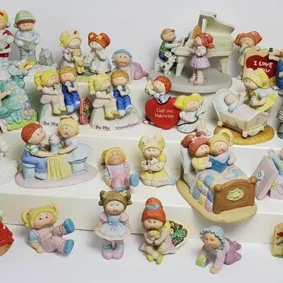 Vintage 1980s Ceramic Cabbage Patch Kids Figurines - Lot 1
