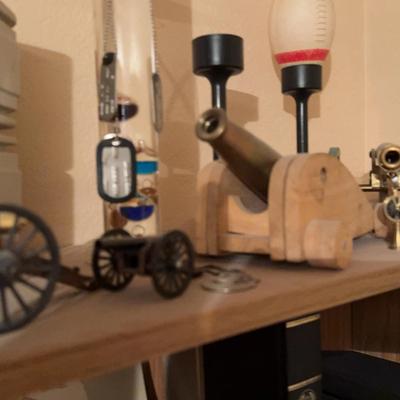 Sculpture Cannons