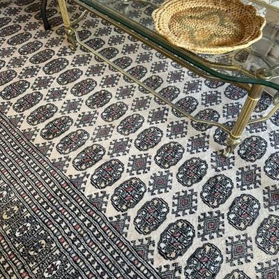 Sale Photo Thumbnail #6: Beautiful hand knotted rug Pakistani Wool 12 x 9