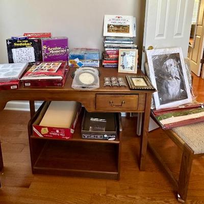 Sale Photo Thumbnail #24: Writing Desk
