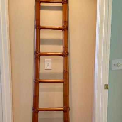 Sale Photo Thumbnail #31: Bamboo blanket ladder