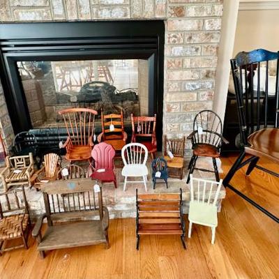 Sale Photo Thumbnail #20: Rocking chair collection 