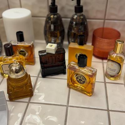 Sale Photo Thumbnail #174
